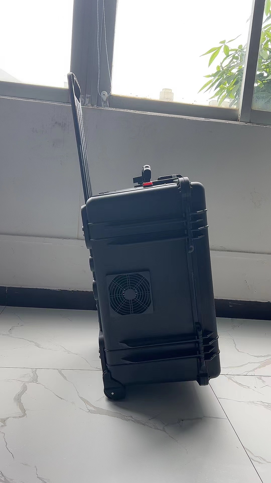 云浮手拉箱型移动通信干扰器